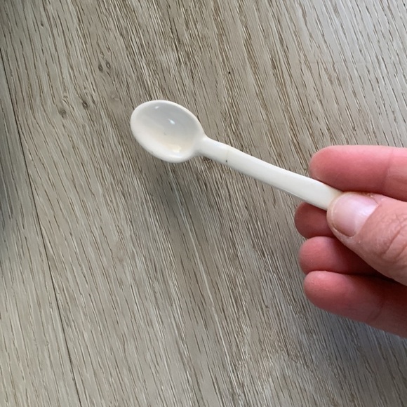 Rabbit garden party springtime tea seat 20 pieces Easter In original box - Picture 9 of 16